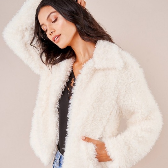 NWT Faux Fur Jacket - Picture 2 of 5